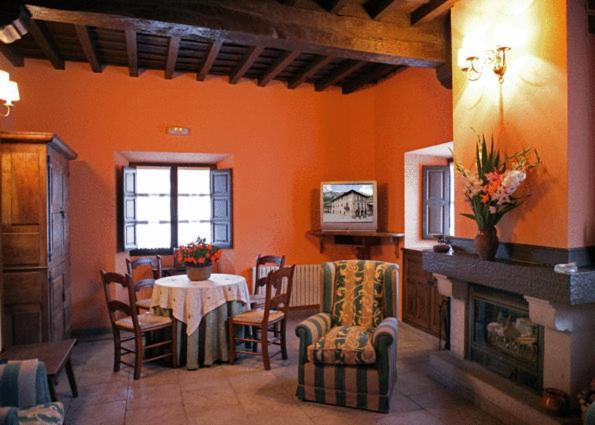 Posada De Fidel Puentenansa Esterno foto